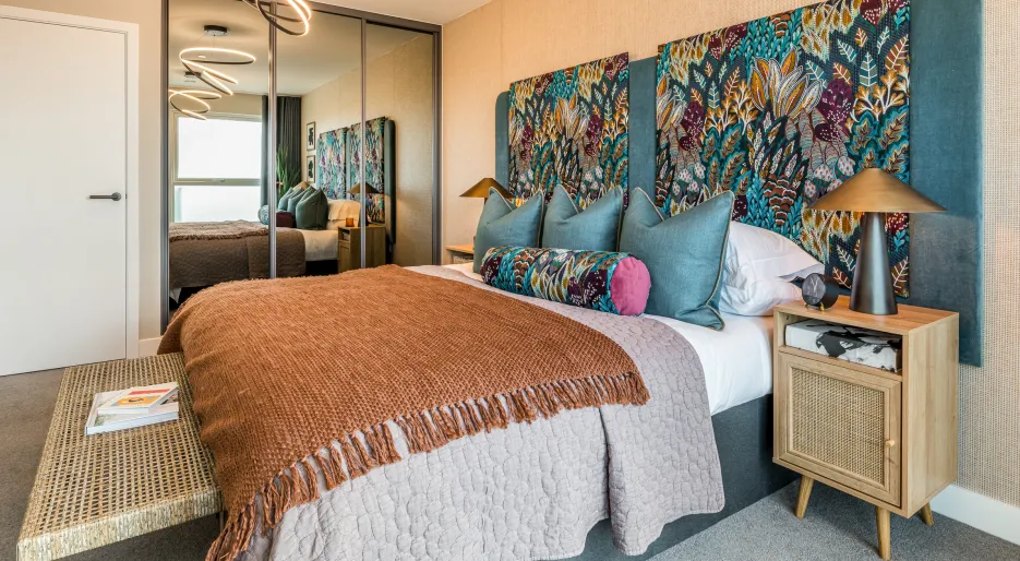 Kew Bridge Rise, 1 Bed show home, principal bedroom